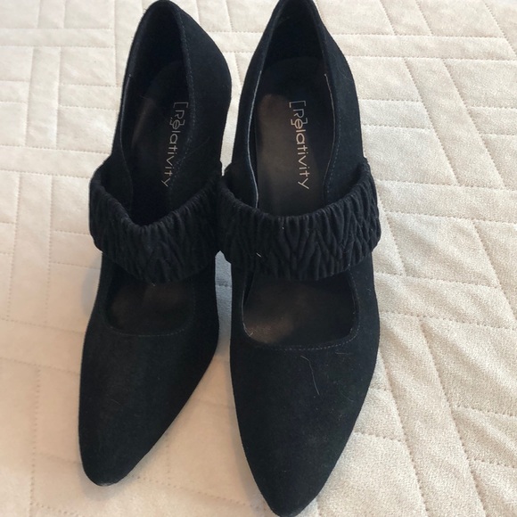 Relativity Black Suede Dressy Booties, Sz 10 - Picture 2 of 4